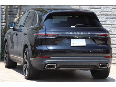 2020 Porsche CAYENNE — миниатюра 21