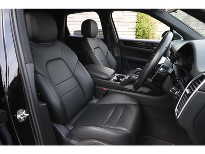 2020 Porsche CAYENNE — миниатюра 38
