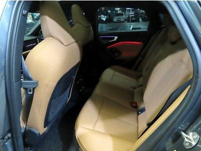 صورة 5 لـ 2025 AUDI A5