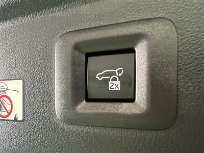 2024 Toyota ALPHARD — фото 8