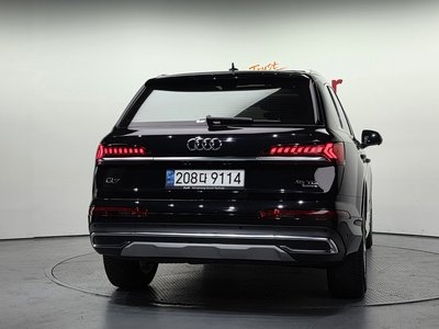 AUDI Q7 - 3