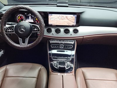 MERCEDES-BENZ E-CLASS - 5