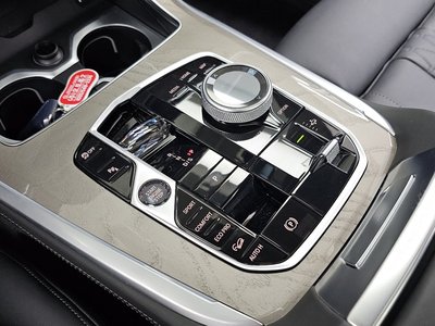 2024 BMW X7 — миниатюра 12