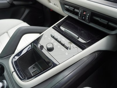 2024 Porsche CAYENNE 缩略图 26