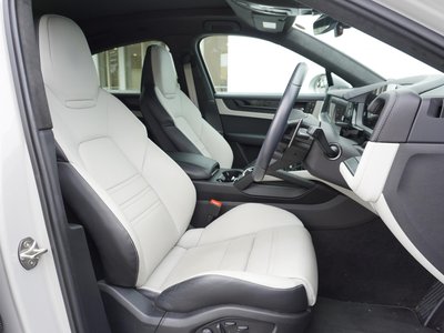 2024 Porsche CAYENNE 缩略图 13
