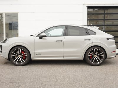 صورة 6 لـ 2024 Porsche CAYENNE
