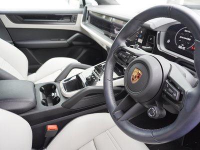 2024 Porsche CAYENNE 缩略图 14