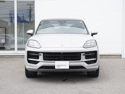صورة 5 لـ 2024 Porsche CAYENNE