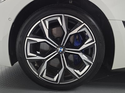 2024 BMW 4 SERIES photo 6