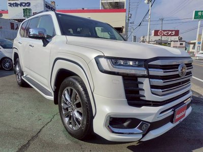 TOYOTA LAND CRUISER 300 - 4
