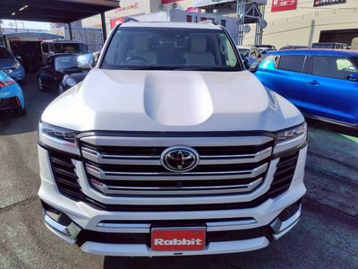 TOYOTA LAND CRUISER 300 - 3