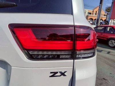 2023 Toyota LAND CRUISER 300 缩略图 28