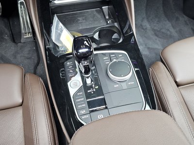 2025 BMW X4 — фото 9