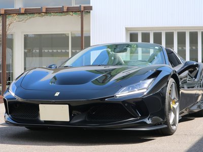 FERRARI F8 SPIDER - 1