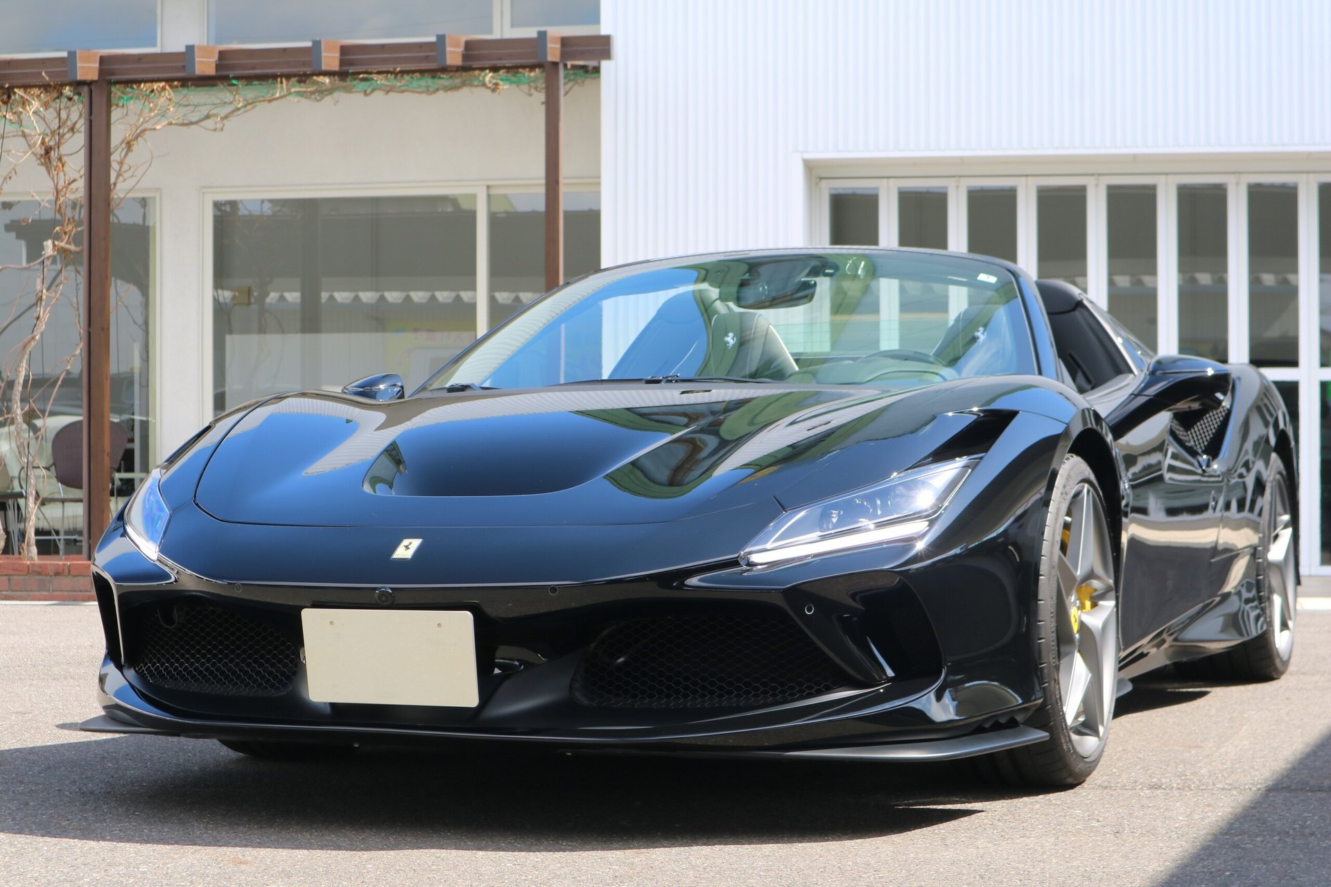 FERRARI F8 SPIDER - View 1