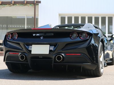 FERRARI F8 SPIDER - 9
