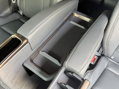 2026 Toyota ALPHARD — миниатюра 48
