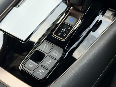 2026 Toyota ALPHARD — миниатюра 31