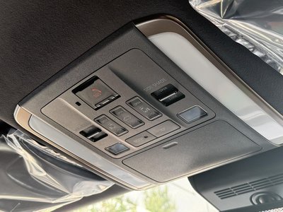 2026 Toyota ALPHARD — миниатюра 25