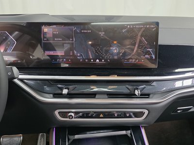 2025 BMW X5 缩略图 20