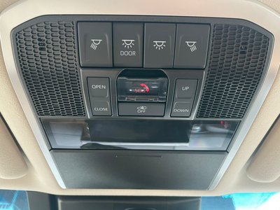 2023 Toyota LAND CRUISER 300 — миниатюра 29