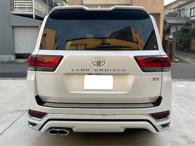 2023 Toyota LAND CRUISER 300 — миниатюра 14