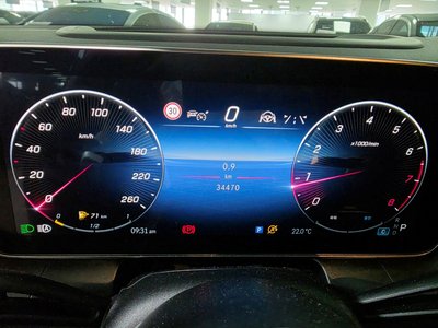 MERCEDES-BENZ GLC - 8