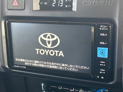 TOYOTA LAND CRUISER 70 - 3