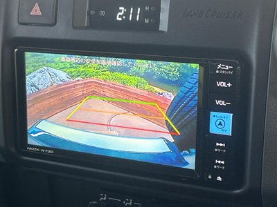 TOYOTA LAND CRUISER 70 - 4