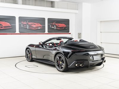 FERRARI ROMA SPIDER - 8