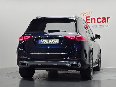 2021 Mercedes-BENZ GLE — фото 4
