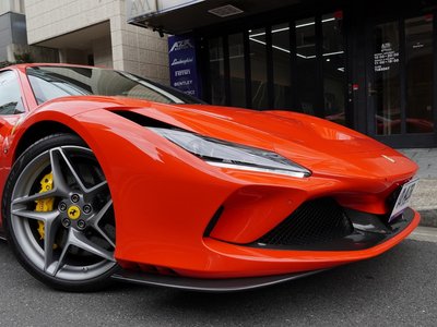 FERRARI F8 TRIBUTO - 10