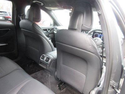 2025 Mercedes-BENZ C-CLASS — миниатюра 32