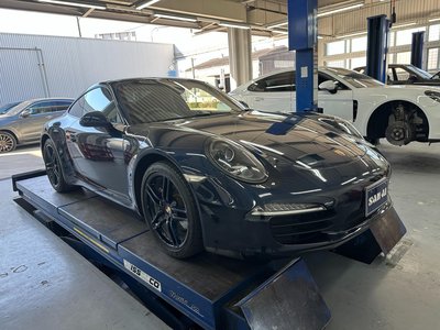 PORSCHE 911 - 3