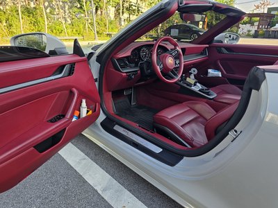 PORSCHE 911 - 9