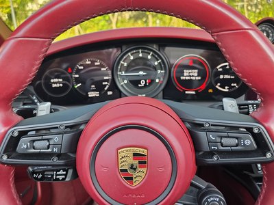 PORSCHE 911 - 8