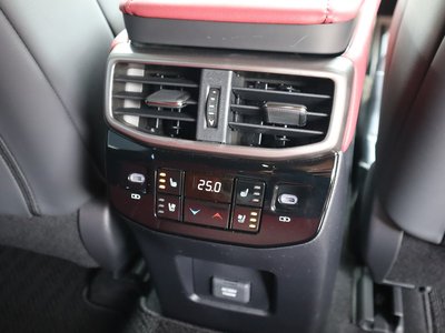 صورة مصغرة 71 لـ 2024 Lexus RX
