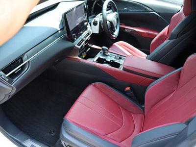 صورة مصغرة 53 لـ 2024 Lexus RX