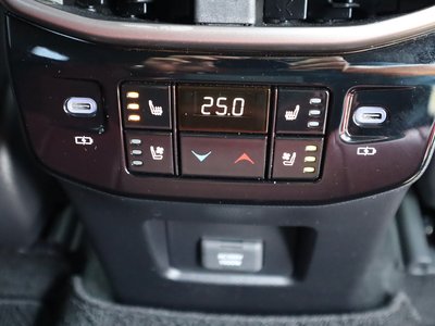 صورة مصغرة 13 لـ 2024 Lexus RX