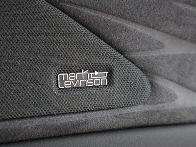 صورة 10 لـ 2024 Lexus RX