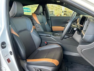 TOYOTA CROWN CROSSOVER - 4