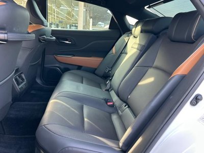 TOYOTA CROWN CROSSOVER - 7