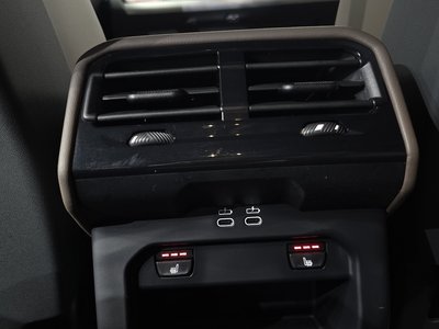 2024 BMW 5 SERIES — миниатюра 31