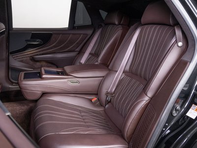 LEXUS LS - 10