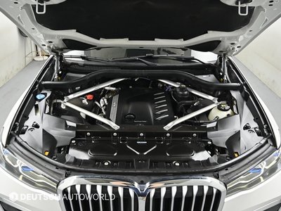 BMW X7 - 7