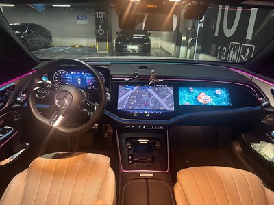 MERCEDES-BENZ E-CLASS - 7
