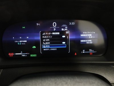 TOYOTA CROWN CROSSOVER - 10