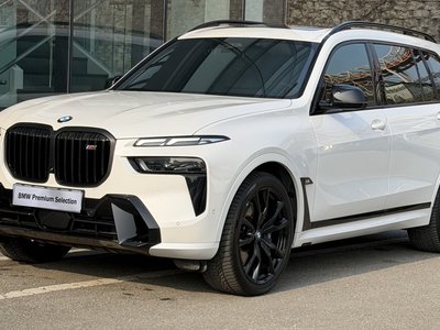 BMW X7 - 1