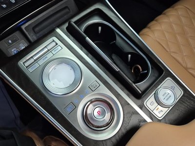 2020 Genesis GV80 — миниатюра 15