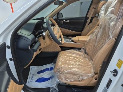 صورة 10 لـ 2020 Genesis GV80